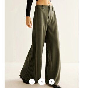 Commense Side Pleated Wide-Leg Pants in Army Green Size L NWT